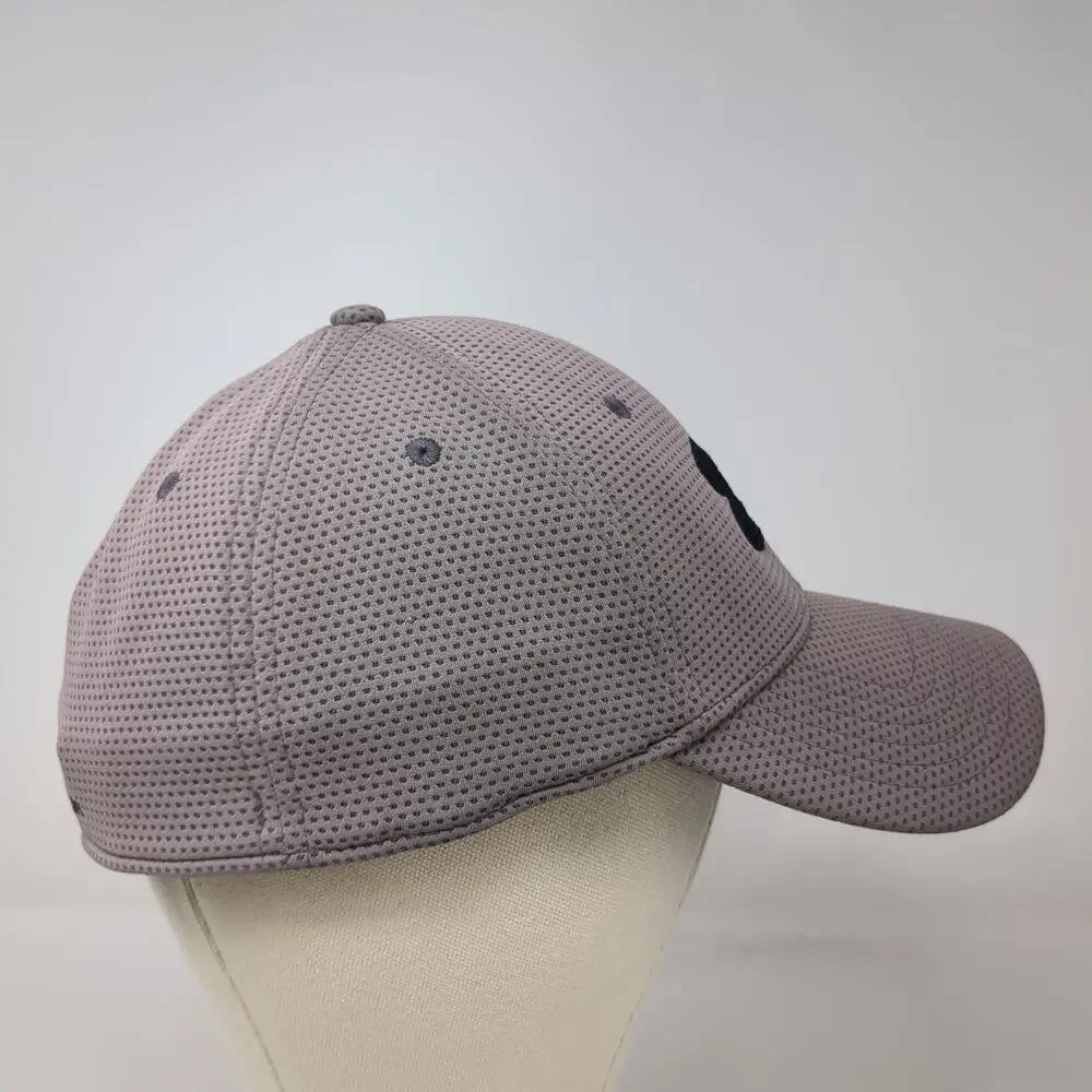 Under Armour Baseball Cap Gray XL Fitted HeatGear Textured Polyester Sport Hat